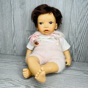 Rare vintage Angela Sutter realistic baby doll with outfit cloth body weighted